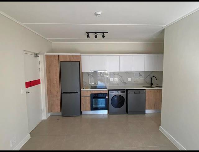 1 BEDROOM PROPERTY TO RENT IN RICHWOOD